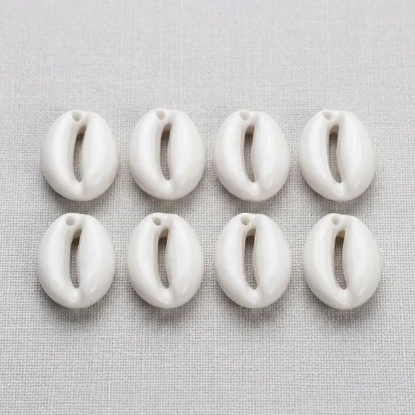 Grey_Cowrie_Shell_Beads_For_Jewellery_Making_Pack_of_8