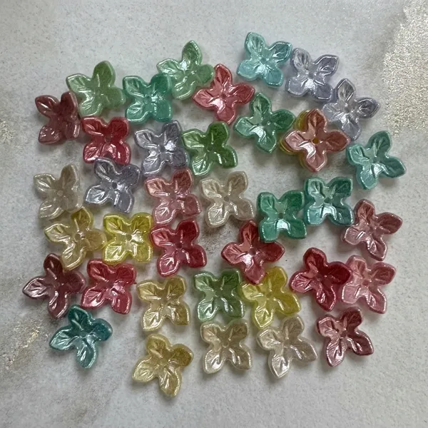Assorted_Flower_Shape_Craft_Beads_Pack_of_8