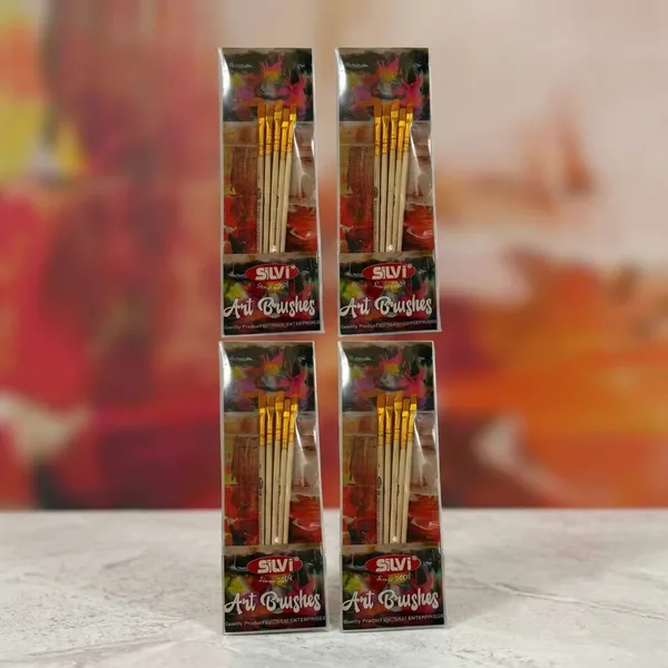 Silvi_Wooden_Handle_Art_Brush_Set_Of_5_For_Artists_Pack_of_4