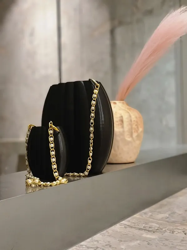 Elevate_your_style_with_this_luxury_3D_printed_designer_clutch