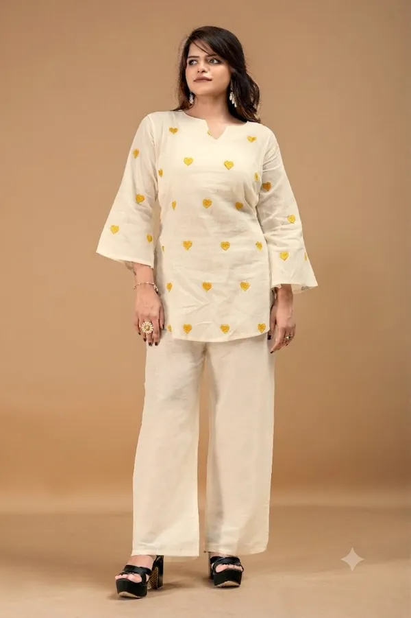 Women’s_Off-White_Cotton_Kurta_Palazzo_Set_with_Yellow_Heart