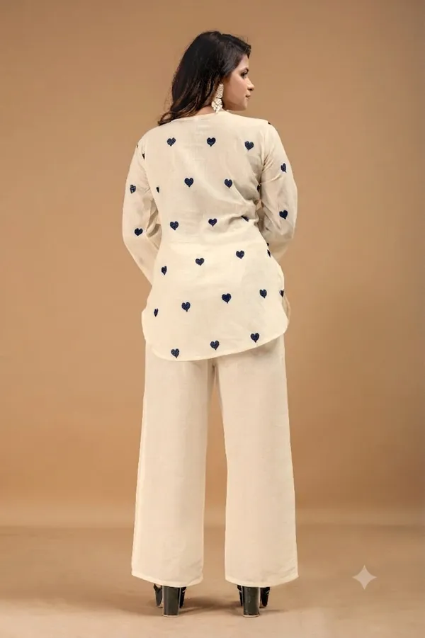 Women’s_Off-White_Blue_dot_Cotton_Kurta_Palazzo_Set_with_Yellow_Heart_Embroidery