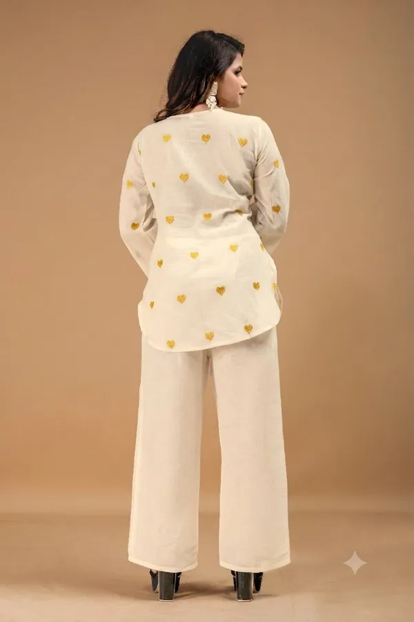 Women’s_Off-White_Cotton_Kurta_Palazzo_Set_with_Yellow_Heart