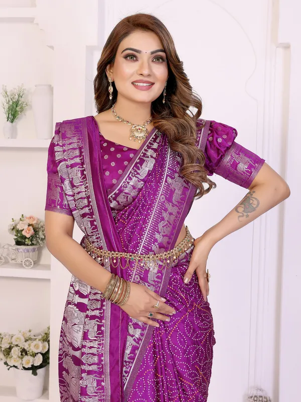Handpicked_Lite_Weight_Soft_Satin_Silk_Bandhej_Print_Sarees_With_Allover_Zari_Weaving_Border_Design_And_Having_Rich_Pallu