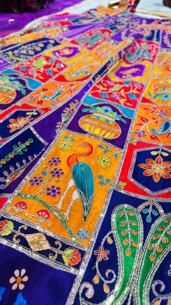 Heavy_Position_Print_Embroidered_Maxi_Suit_Set