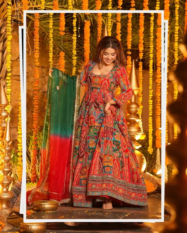 Heavy_Position_Print_Embroidered_Maxi_Suit_Set