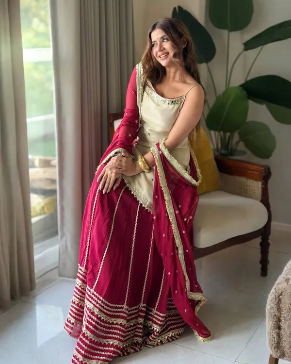 Maroon_Ivory_Silk_Mirror_Work_Lehenga_Choli_For_Women