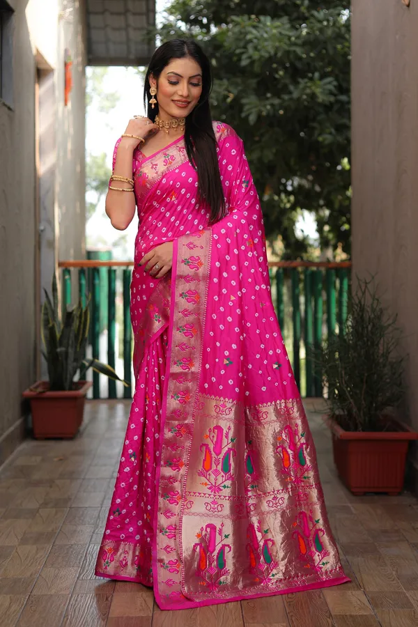 Pink_Bandhani_Saree_with_Floral_Zari_Border