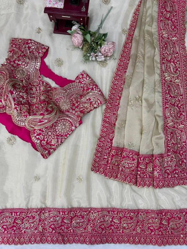 Beige_Glass_Organza_Silk_Embroidered_Maroon_Border_Saree_For_Women