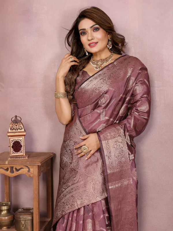 Dark_Pink_Woven_Silk_Saree_with_Traditional_Zari_Work