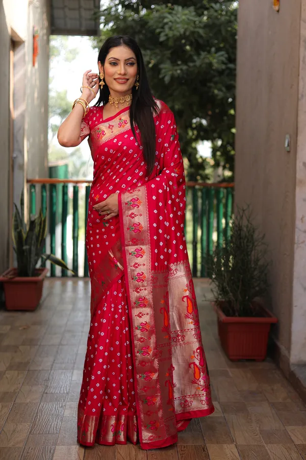 Red_Bandhani_Saree_with_Floral_Zari_Border