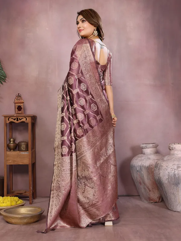 Dark_Pink_Woven_Silk_Saree_with_Traditional_Zari_Work