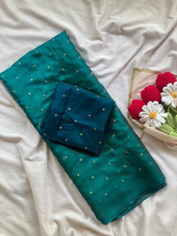 Space_Silk_Saree_With_Beautiful_3Mm_Sequin_Butties_All_Over_Saree