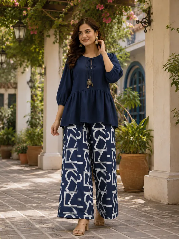Women’s_Blue_Top_with_Printed_Palazzo_Pants_Co-Ord_Set