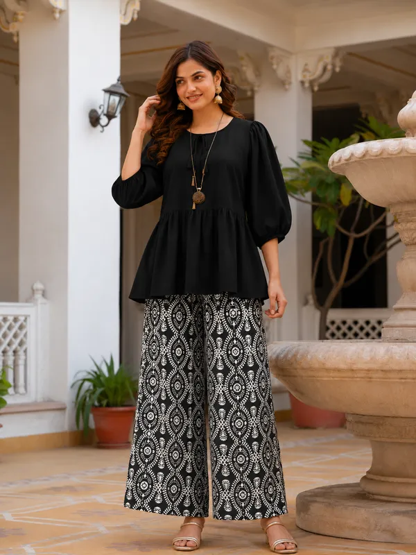 Women’s_Black_Top_with_Printed_Palazzo_Pants_Co-Ord_Set