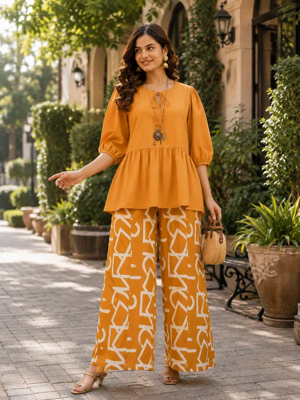 Women’s_Yellow_Top_with_Printed_Palazzo_Pants_Co-Ord_Set
