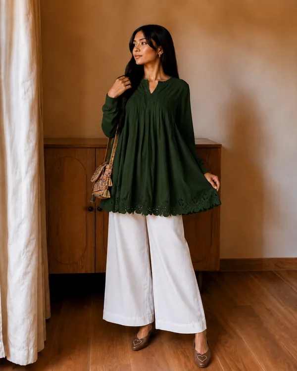 Green_Flared_Tunic_Top_with_White_Wide_Leg_Palazzo_Pants