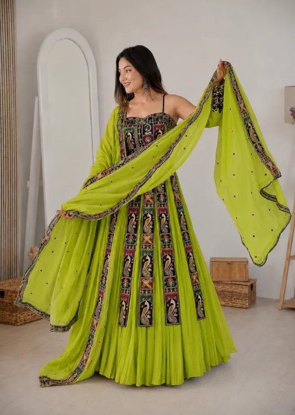 Green_Cotton_Polyester_Printed_Flared_Anarkali_Gown_For_Women