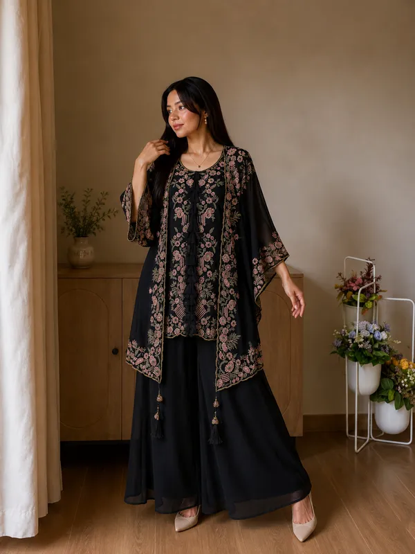 Black_Floral_Embroidered_Kurta_Palazzo_Set_with_Dupatta