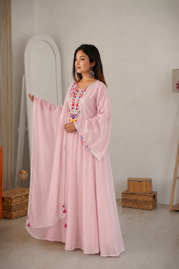 Pink_Kaftan_Style_Mirror_Work_Embroidered_Kurta_For_Women