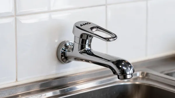 Eco_Long_Body_Bib_Tap