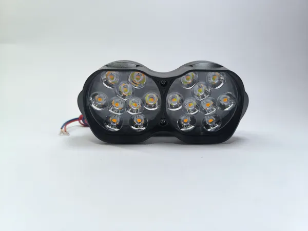 Plastic_Dual_Lens_Led_Auxiliary_Light_With_Switch