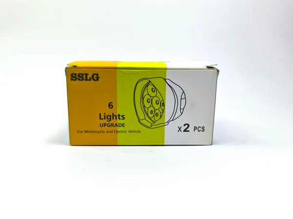Plastic_Round_6-Led_Auxiliary_Light_Set_With_Switch