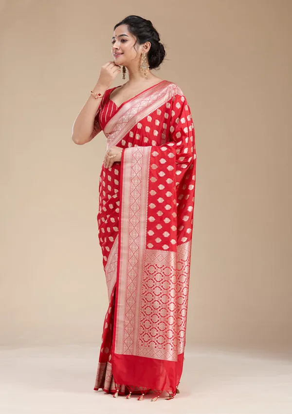 Red_Silk_Jaal_Gold_Zariwork_Saree_With_Matching_Blouse_Piece