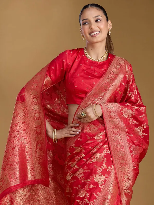 Red_Zariwork_Gold_Art_Silk_Silk_Saree