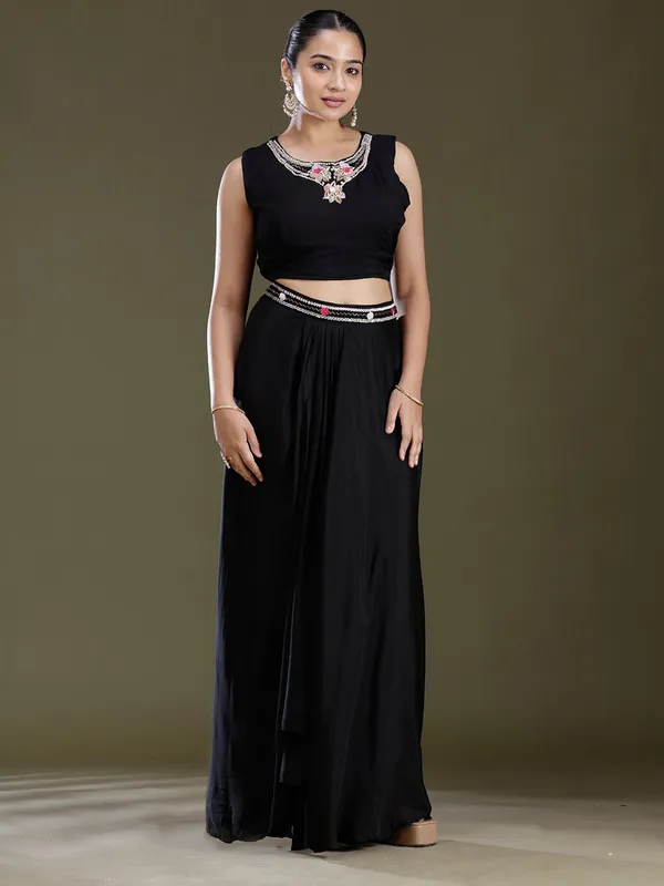 Black_Threadwork_Soft_Raw_Silk_Readymade_Salwar_Suit