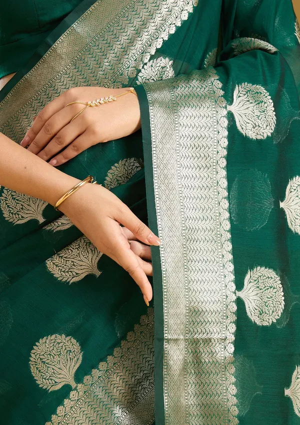Bottle_Green_Zariwork_Gold_Art_Silk_Silk_Saree