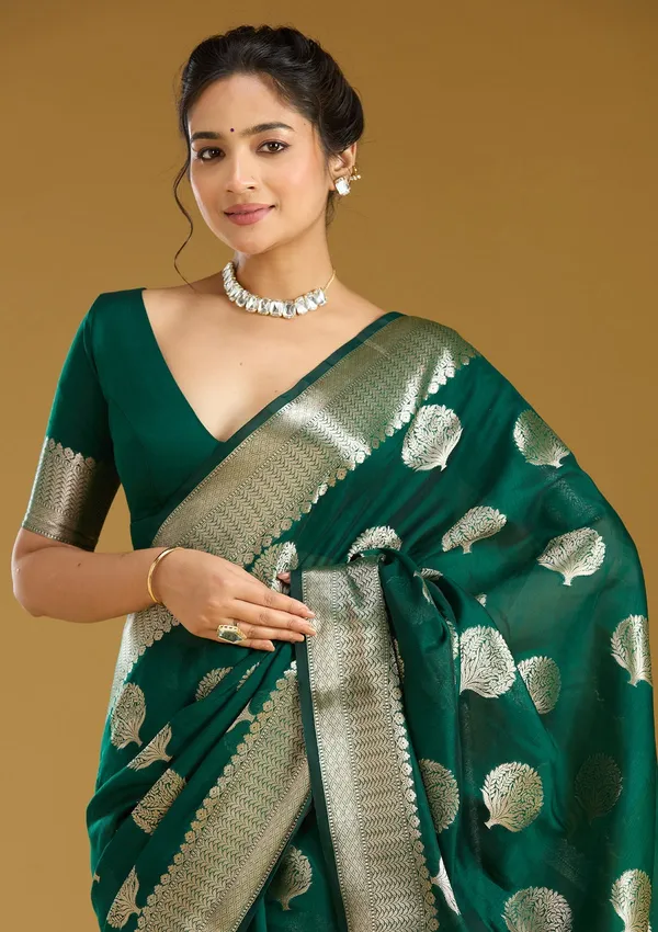 Bottle_Green_Zariwork_Gold_Art_Silk_Silk_Saree