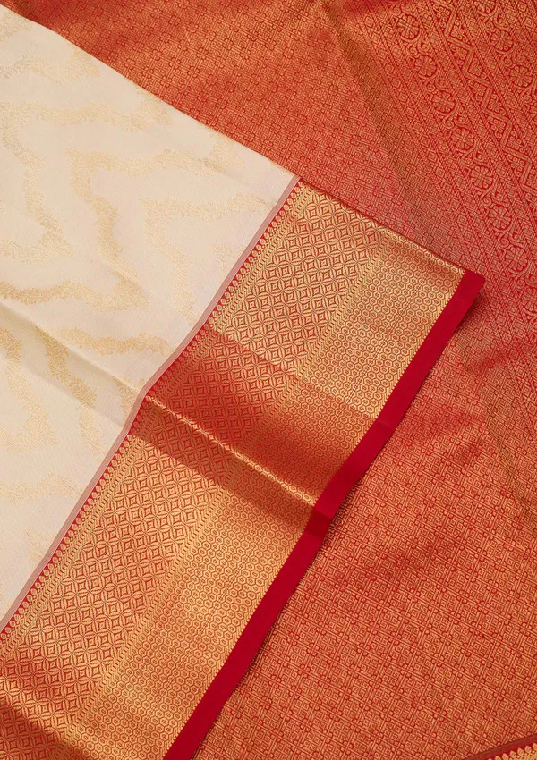 Cream_Zariwork_Gold_Pure_Silk_Silk_Saree