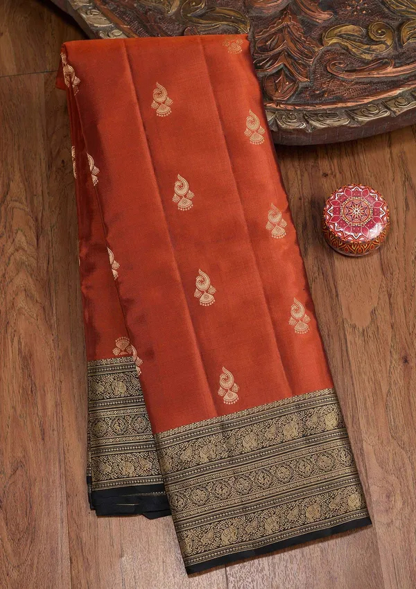 Red_Zariwork_Gold_Pure_Silk_Silk_Saree