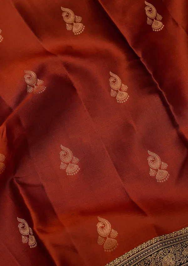 Red_Zariwork_Gold_Pure_Silk_Silk_Saree