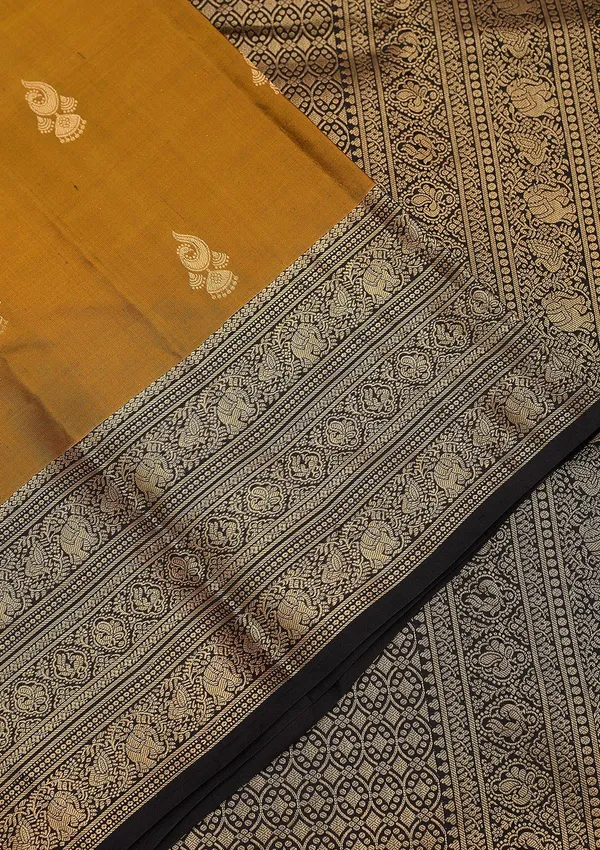 Mustard_Zariwork_Gold_Pure_Silk_Silk_Saree