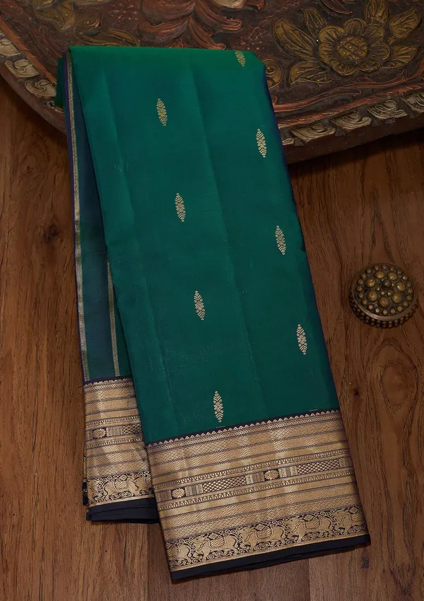 Peacock_Green_Zariwork_Gold_Silk_Silk_Saree