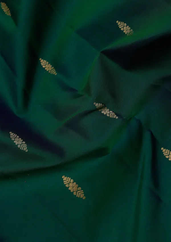 Peacock_Green_Zariwork_Gold_Silk_Silk_Saree