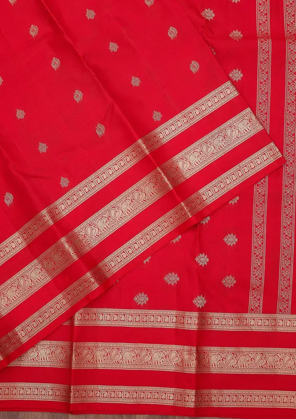 Red_Zariwork_Gold_Pure_Silk_Silk_Saree