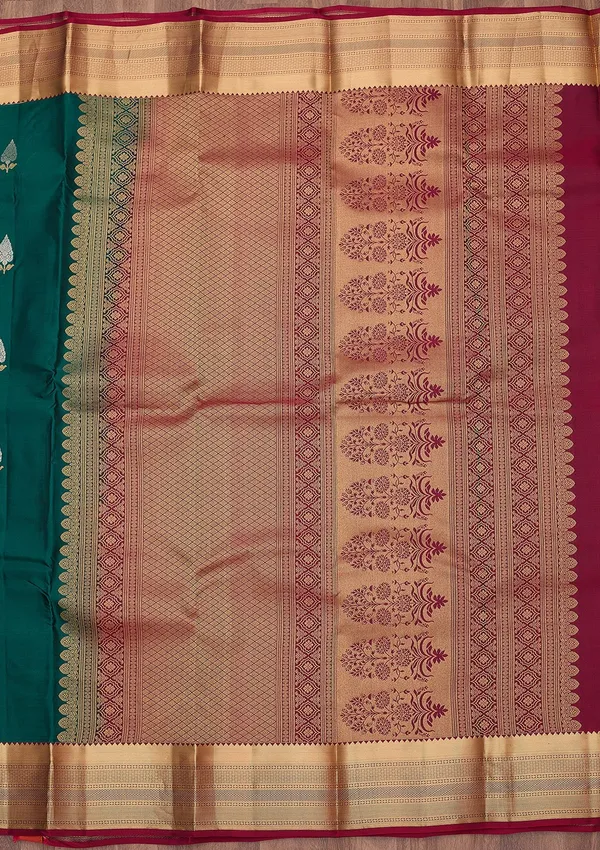 Rama_Green_Zariwork_Gold_Pure_Silk_Silk_Saree