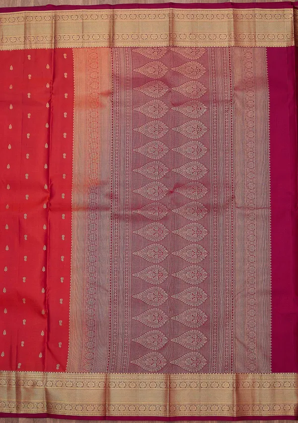 Red_Zariwork_Gold_Pure_Silk_Silk_Saree