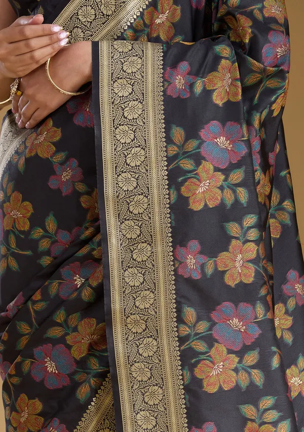Black_Zariwork_Gold_Art_Silk_Silk_Saree