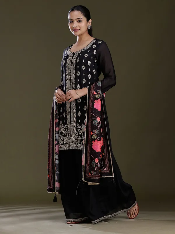 Black_Zariwork_Gold_Chinon_Readymade_Salwar_Suit