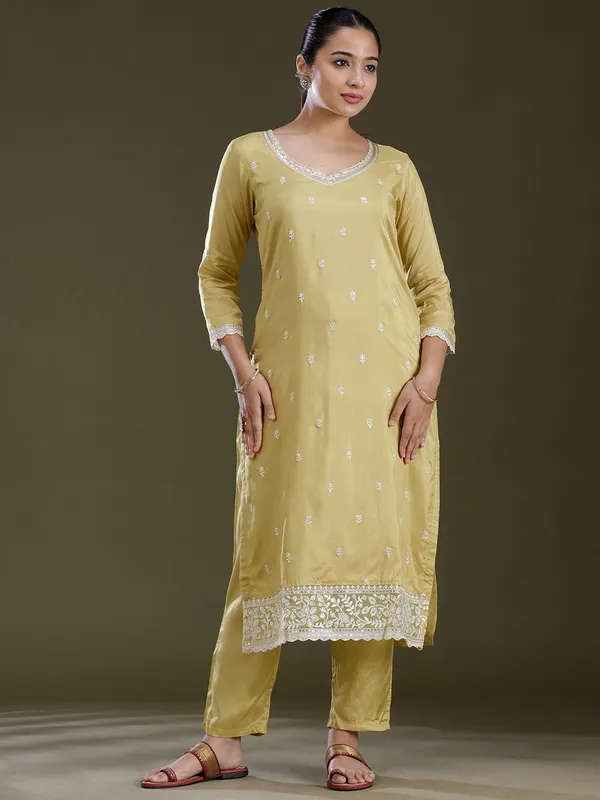 Leaf_Green_Threadwork_Dola_Silk_Readymade_Salwar_Suit