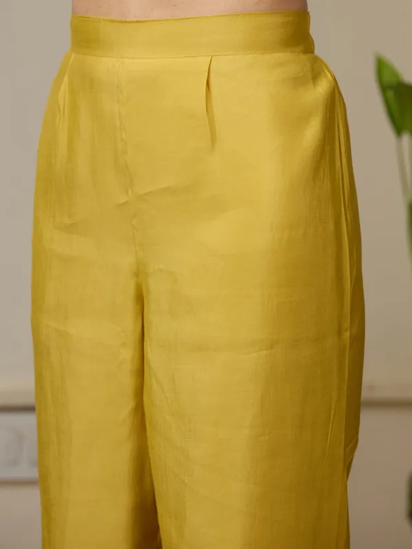 Mustard_Yellow_Threadwork_Soft_Raw_Silk_Readymade_Salwar_Suit