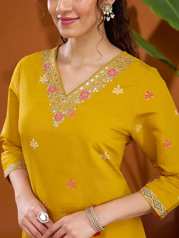 Mustard_Yellow_Threadwork_Soft_Raw_Silk_Readymade_Salwar_Suit