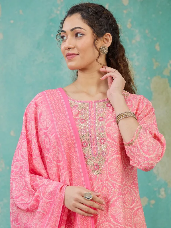 Pink_Threadwork_Chanderi_Readymade_Salwar_Suit