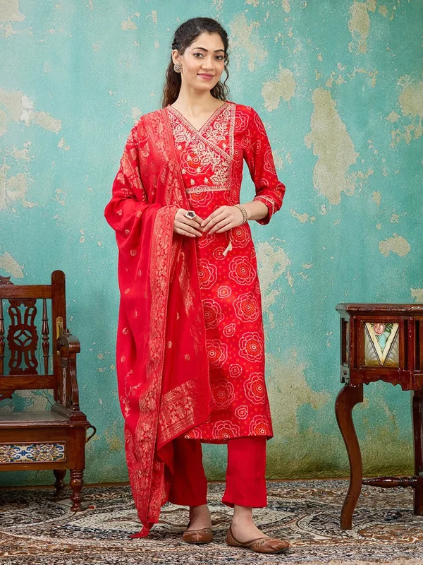 Red_Sequins_Chanderi_Readymade_Salwar_Suit