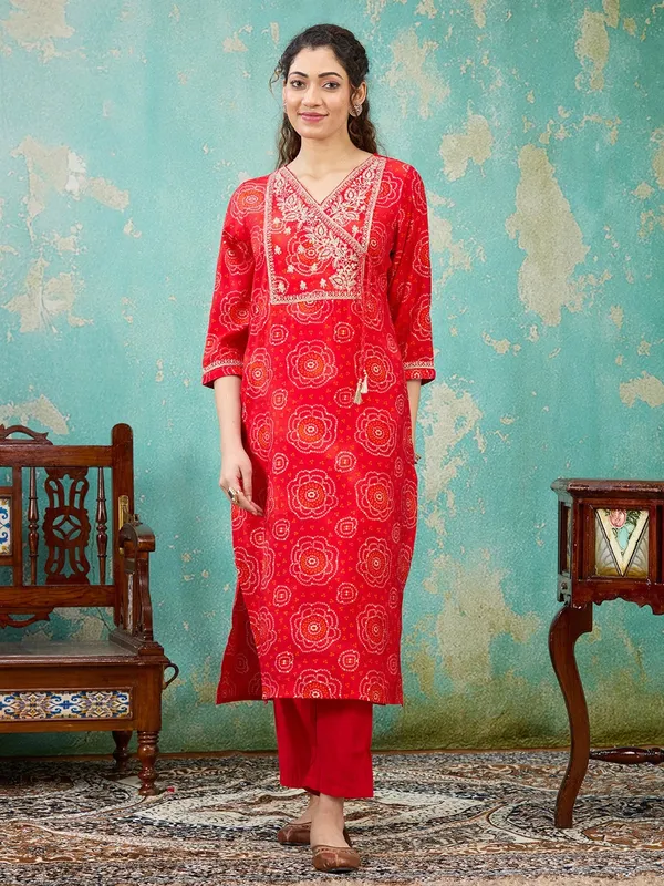 Red_Sequins_Chanderi_Readymade_Salwar_Suit