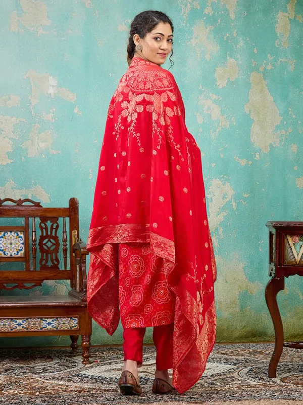 Red_Sequins_Chanderi_Readymade_Salwar_Suit